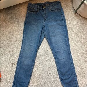 Universal Thread Dark Wash Straight Ankle Jeans